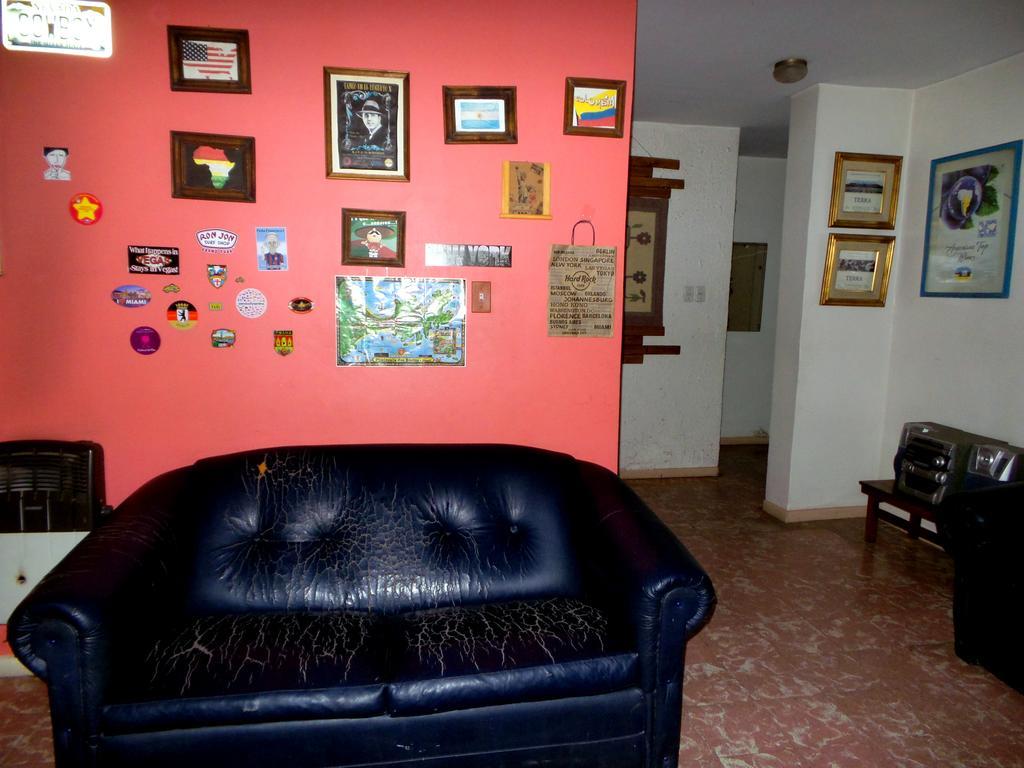 Hostel Otro Mundo Capdevila Eksteriør bilde