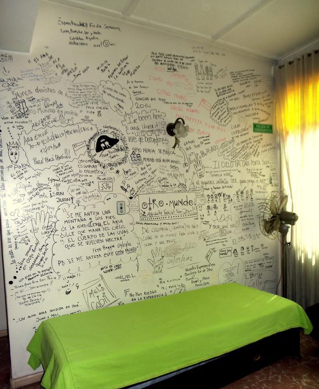 Hostel Otro Mundo Capdevila Eksteriør bilde