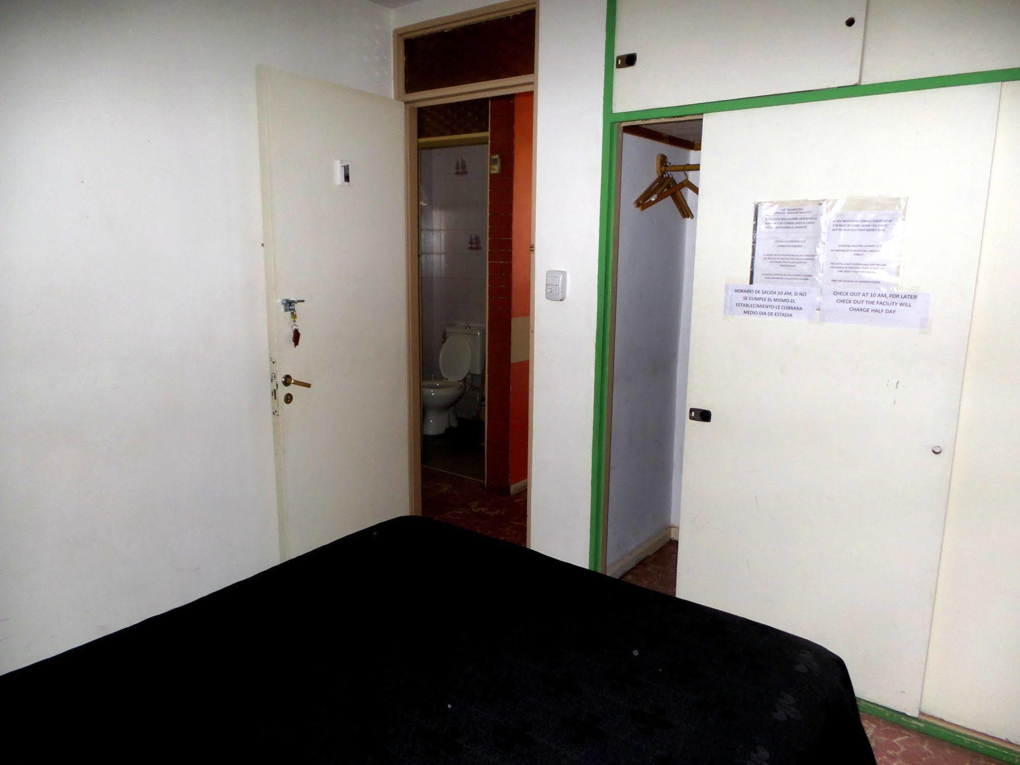 Hostel Otro Mundo Capdevila Eksteriør bilde